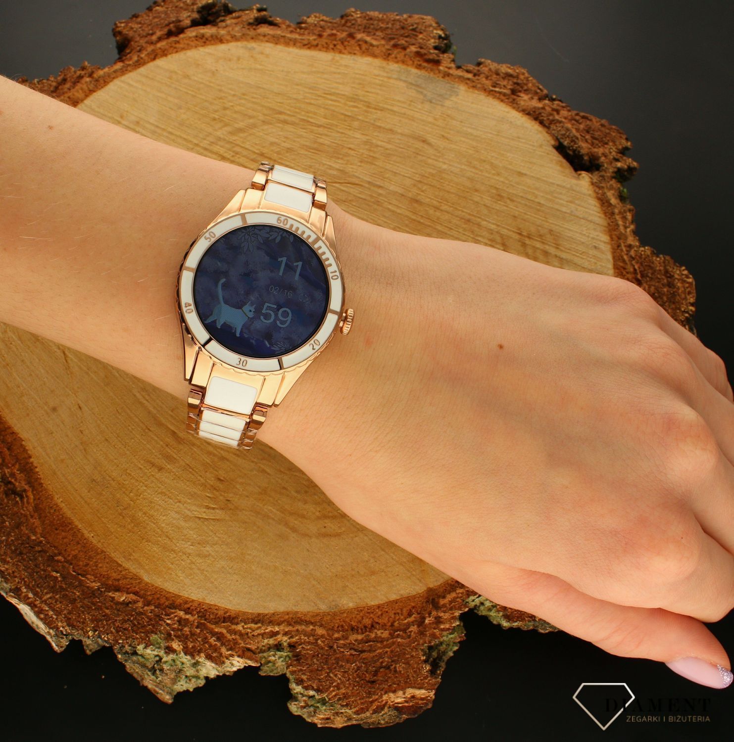 Smartwatch damski Rubicon Różowe złoto z białymi dodatkami RNCE82 Biały (1).jpg